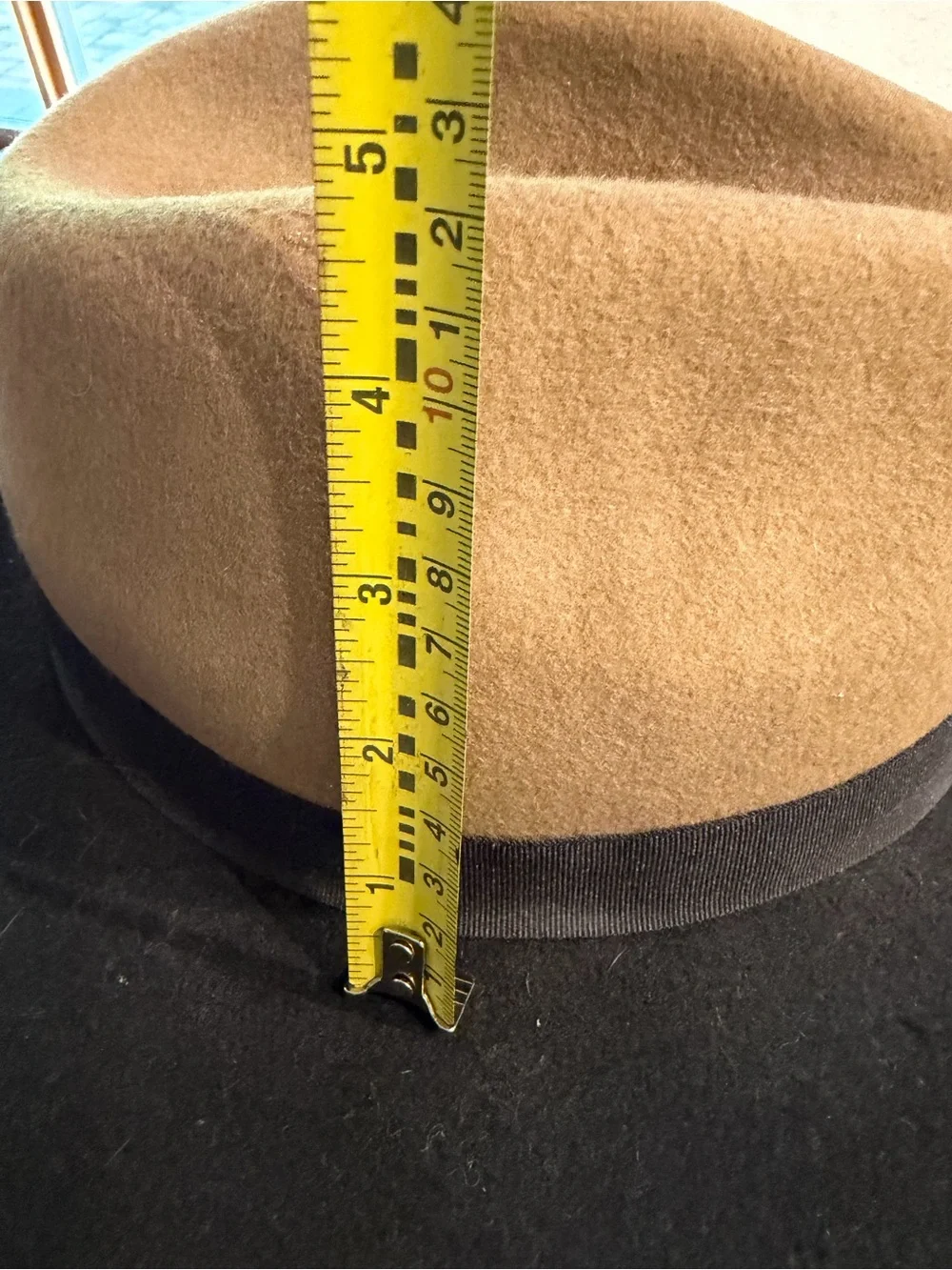 Ecote Urban Outfitters Two-Tone Wool Fedora Hat in Brown and Black. Fall.